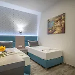 Otel Denise 4*