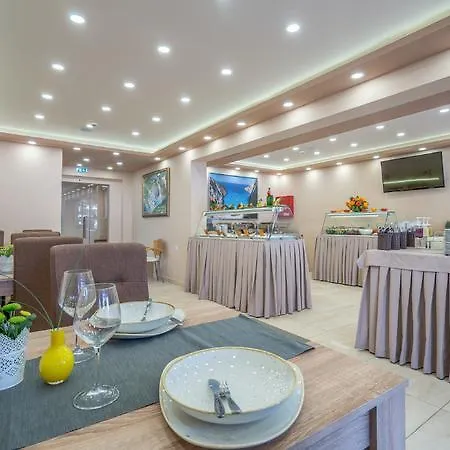 Hotel Denise Laganas