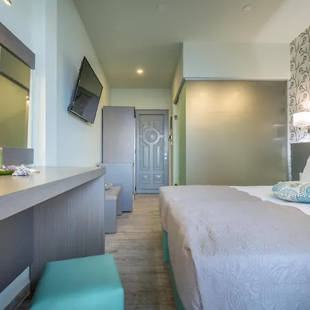 Denise Hotel 4*