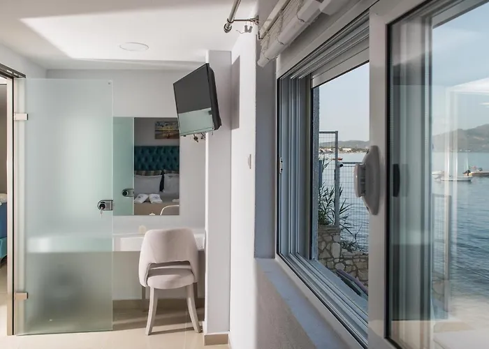 Hotel Denise Laganas