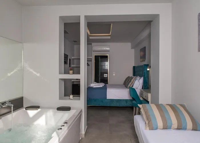 Отель Denise Лаганас